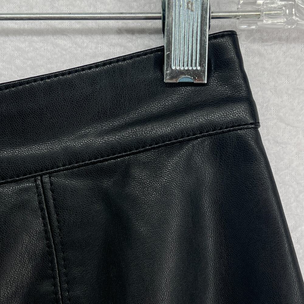 FREE PEOPLE Skirt 2 Maisie Vegan Mini Faux Leather Snap Front Closure Black - Picture 5 of 12